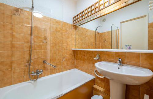 Appartement 6 personnes avec Wi-Fi, vue mer - FR-1-827-23 - Foto 6