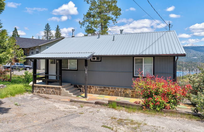 Modern 2bd Cabin With Stunning Views of Bass Lake - Foto 34