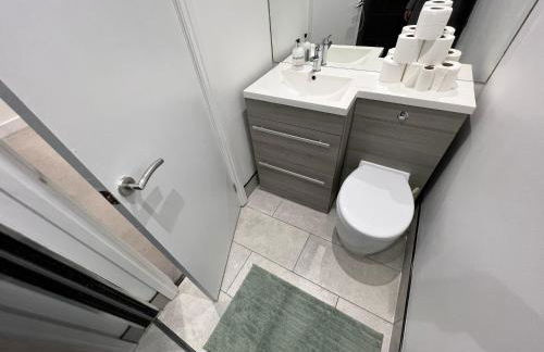 Streatham House - 2 Bedroom - Sleeps 6 - Free WiFi - Foto 18