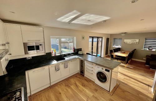 Four Corners Holiday Home with Hot Tub & Sauna - Photo 37