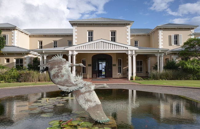 Apartments on The Eighteenth - Photo 3