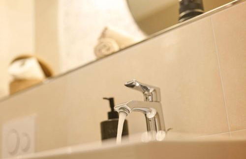 Blue Chili 33 - Modernes & gemütliches Business Apartment am Airport BER - Foto 8