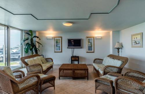 Sabine Yacht & Racquet by Southern Vacation Rentals - Foto 38