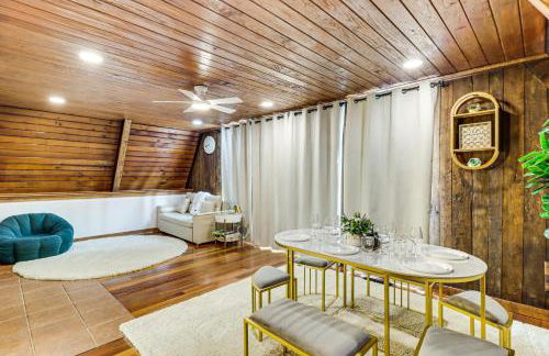 Hot Tub, Fire Pit and Patio A-Frame Stafford Cabin - Foto 3