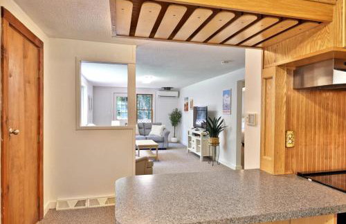 The Mendon Cottage - Charming Vermont Home Close to Pico, Ski Rental Deals! - Foto 11