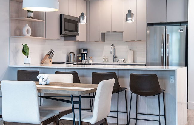 RevelStoked Getaway by Revelstoke Vacation - Photo 12