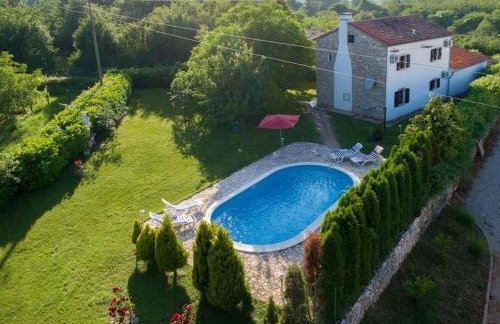 Rustical Stone house with pool - Foto 8