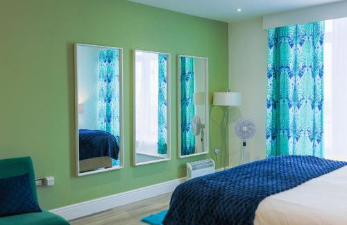 Luxury 1BR Seafront Apartment - Foto 35