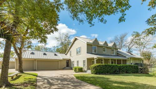 Stunning Waterfront Rental Property with Private Dock and Pool - Foto 1