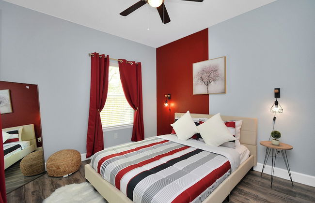 Cozy Retreat Near NRG Stadium, Free parking, Wi Fi - Foto 11