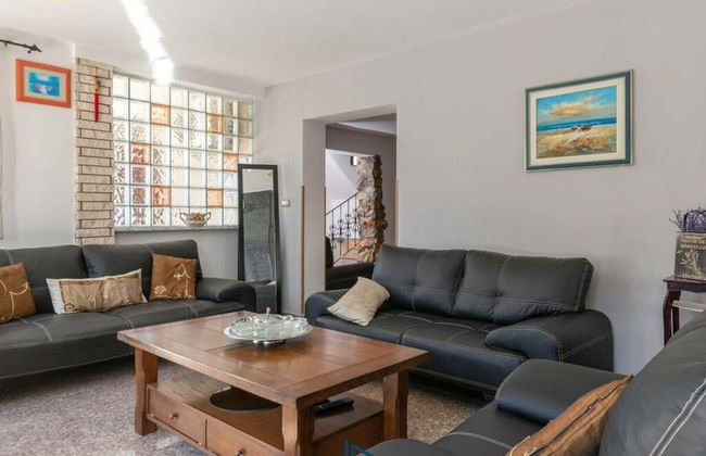 Adalene Comfortable Holiday Residence - Foto 10