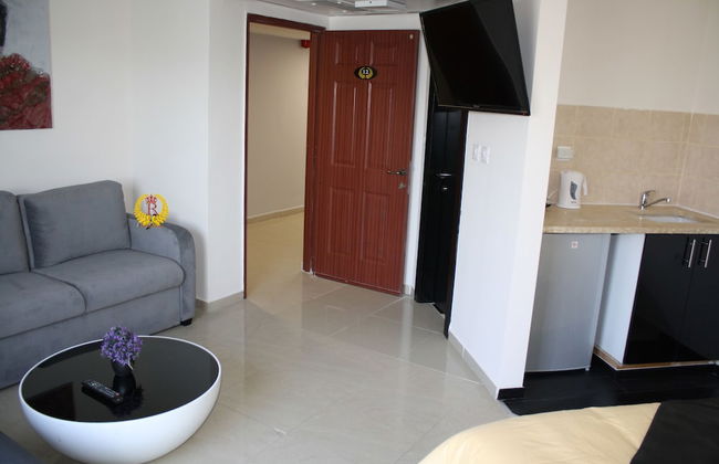 Rich Royal Suites - Foto 28