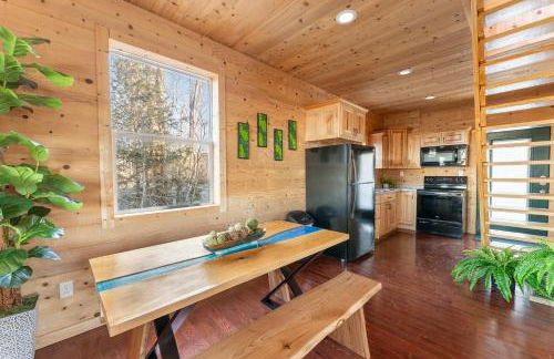 Cabin in the Sky with an outdoor kitchen - Foto 8