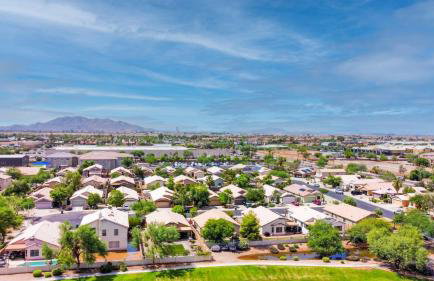 StayShores Chic Retreat – Pool HotTubSweet Sleep - Photo 43