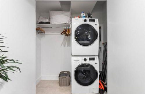 LuxuryDenver Studio w Hot Tub 2 Mi to Downtown - Foto 19