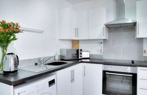 Modern 2 bedroom flat - 15 minutes to Liverpool - Foto 7