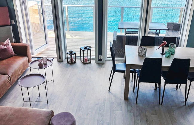 10 Person Holiday Home in Brattvag - Foto 9