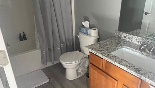 Beautiful 3 BR Townhome - Recently Updated! - Foto 2