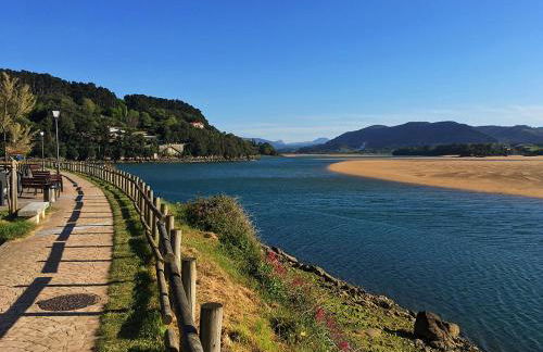 LAGA SURFING IBARRANGELU - Foto 36