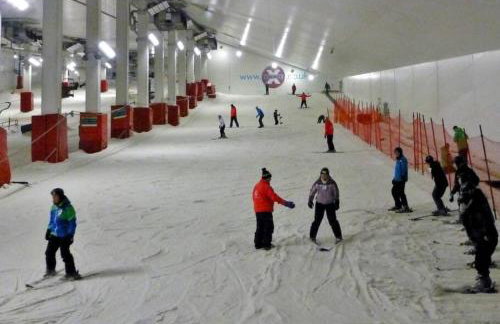 MK CITY CENTRE, THE DIAMOND SUITE, FREE Parking Space, PREMIUM SPACIOUS Apartment with FOOSBALL TABLE - Foto 55