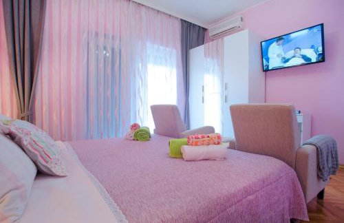 Apartments Karmelić - Photo 17