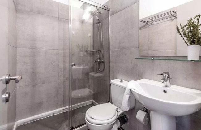 Villa Barbati Beachfront - Photo 29