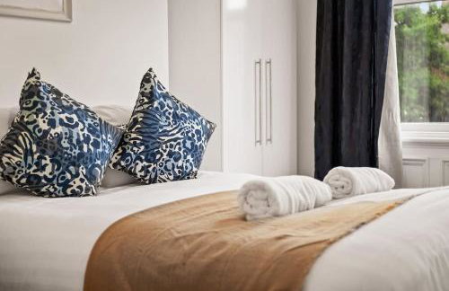 Huge Duplex in Great Location - Foto 34