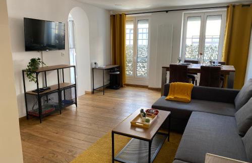 Le Roofound - Porte de Paris - Métro à 5min - Entrée personnelle - Foto 1