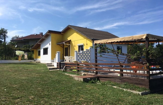 Inviting 4-bed Villa in Dolishte - Foto 1