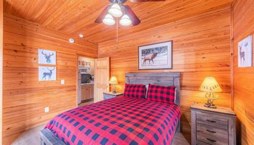 Cabin#2 Elk Hallow - Pet Friendly - Sleeps 6 - Playground & Game Room - Foto 3