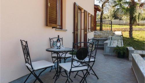 Two-Bedroom Apartment In Porec - Foto 3