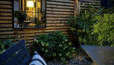 'The Studio' Designer, seaside cottage - Foto 3, Garden view
