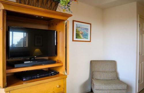 South Bluff Beauty Ocean Views Galore 2 Bedroom - Photo 26