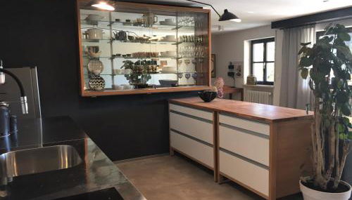 Exklusiver Souterrain - zentral, ruhig mit großer Terrasse, Bergblick und privaten Sauna zzgl - Foto 3