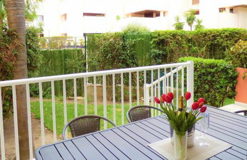 Selecta Family by the Sea - Photo 21