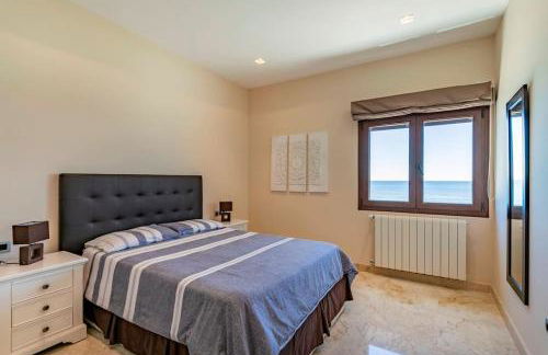 Villa Irene, Large First Line Villa wíth amazing sea- and coast views and large private swimming pool! - Photo 50