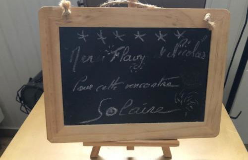 Studio de charme pour séjour tranquille à deux - Groupama Stadium - LDLC Aréna - Fiducial Astéria - Eurexpo - Aéroport St Exupéry - Base nautique du Grand Large - Foto 64