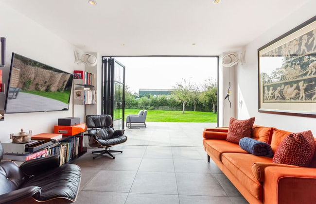 Crazy Fox House - From 600 Per Night - Foto 24