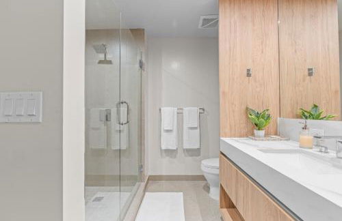 Elegant Condo at Crosby Miami Worldcenter W Rooftop Pool & Fitness Center - Foto 32