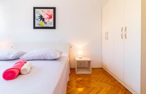 Your Vacation Apartment - Photo 14