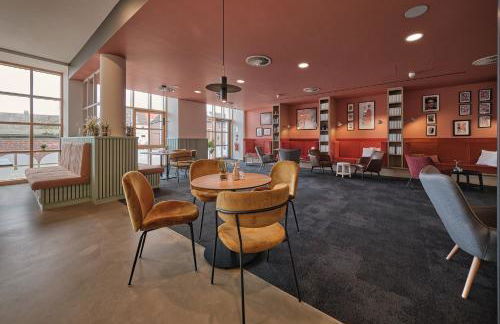 LIVELY Weiße Dame Gronau - Foto 8