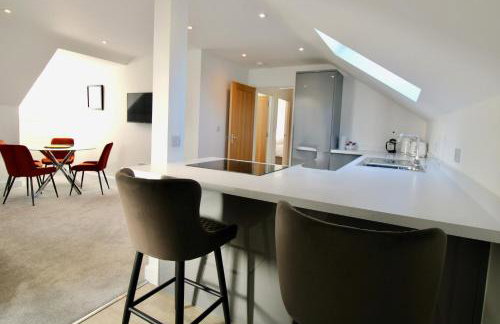 No.10 @ ShortStays Serviced apartments - Photo 25