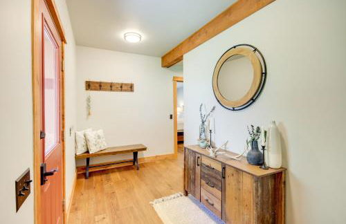 Secluded Livingston Retreat with Deck and Fire Pit! - Photo 4