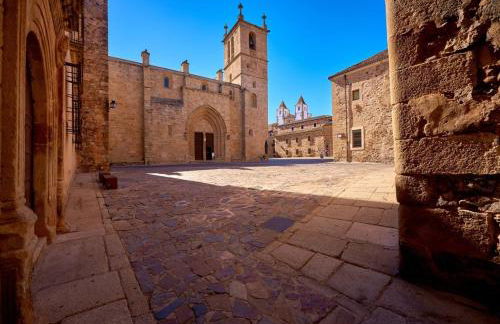 Elegante Apartamento para 5 en el centro de Cáceres con wifi - Foto 35