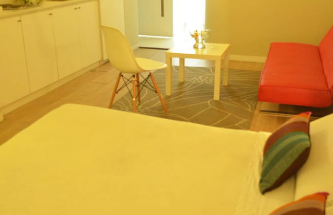 Hotel Living 55 - Photo 7