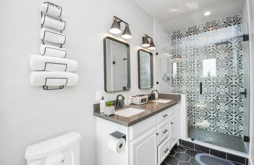 La Casa Blanca-Rooftop Skyline with Gameroom - Foto 12