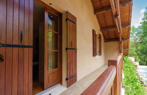 Spacious farmhouse with private heated pool in a rustic garden - Foto 30