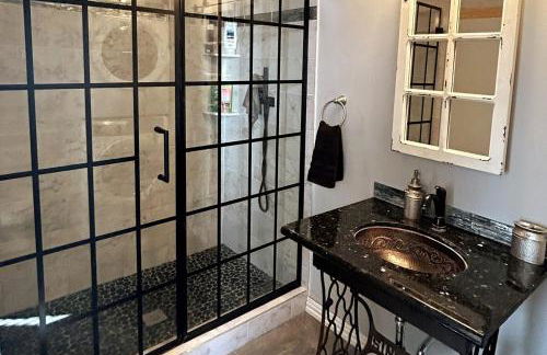 Walk to Jazz Fest from Garden Cottage - Foto 2