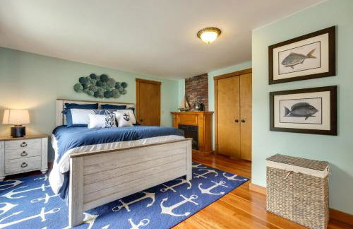 Enchanting Waterfront Sorrento Home with Deck! - Foto 18