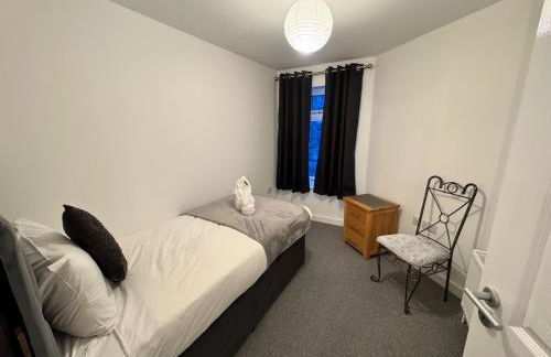 4 Town centre, Free off road parking, entire flat - Foto 26